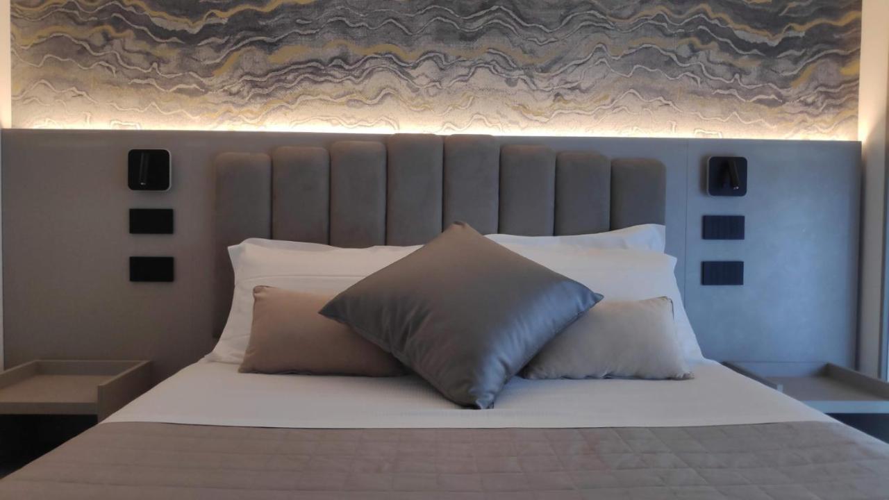Hotel Ascot Riccione Dış mekan fotoğraf