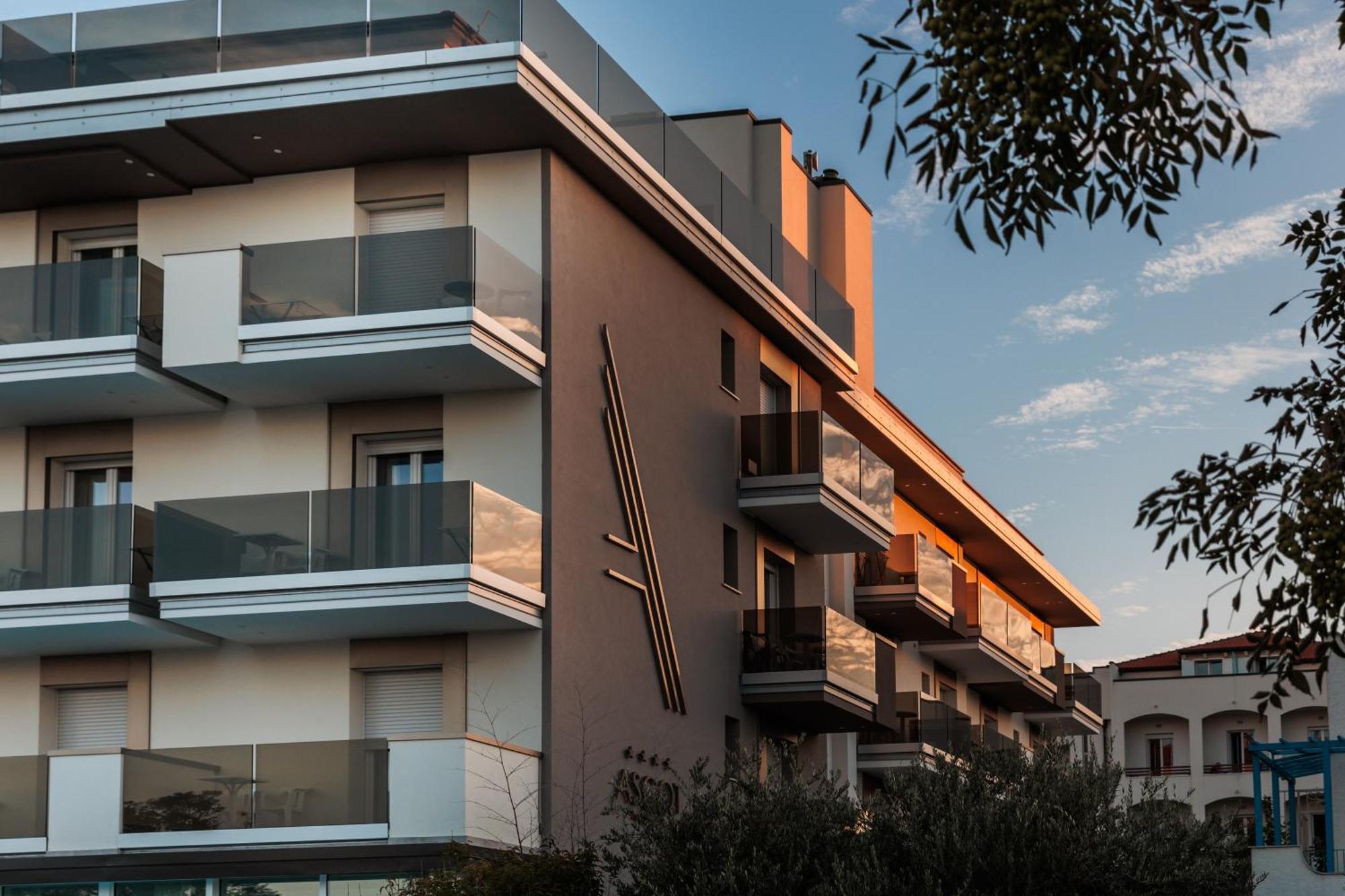 Hotel Ascot Riccione Dış mekan fotoğraf